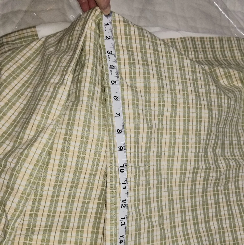 EUC -‎ Custom bedskirt King size